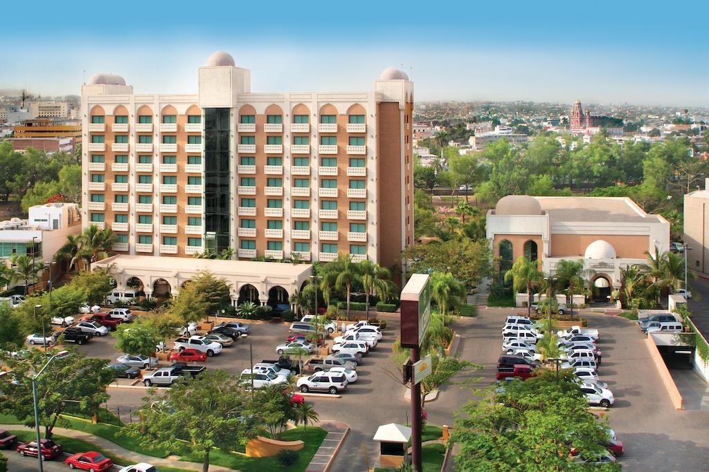 Hotel Lucerna Culiacan Bagian luar foto