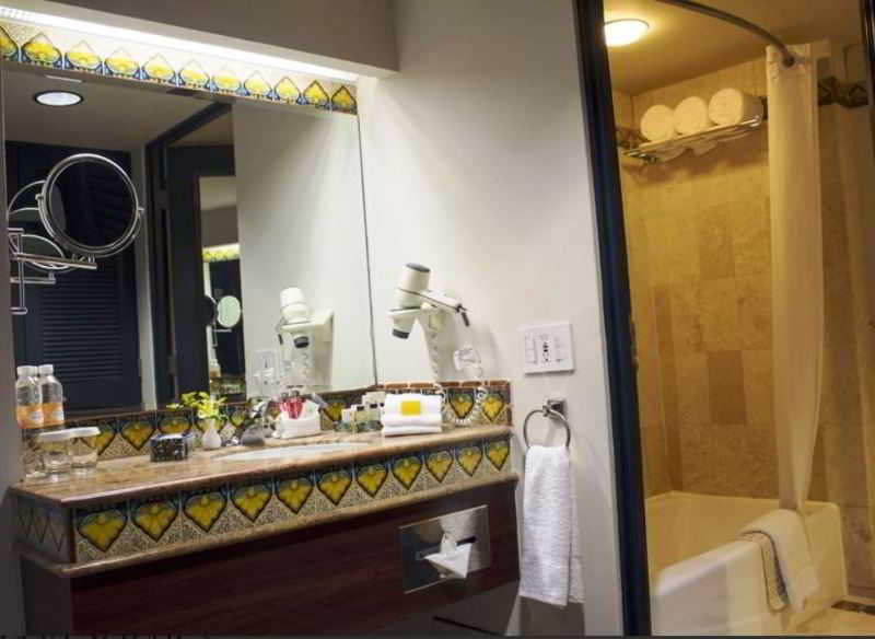 Hotel Lucerna Culiacan Bagian luar foto